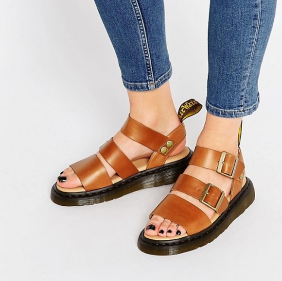 gryphon platform sandals